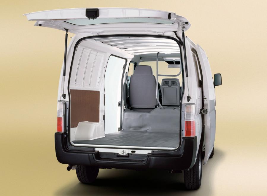  Nissan Urvan Van 2007 года  (фото 2 из 2)